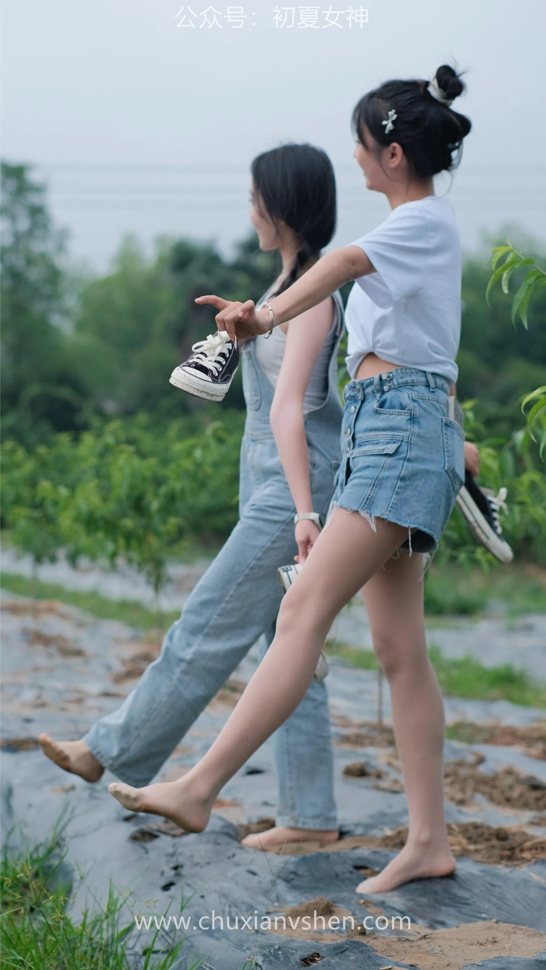 初夏女神 NO.055 双双点点 桃园姐妹 [172P]插图3